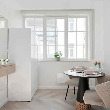 Central Apartments I Etmonu St I Easy Self Check-In I Cohost Apartment