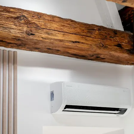 Bright I Etmonu St I Easy Check In I Cohost Lägenhet