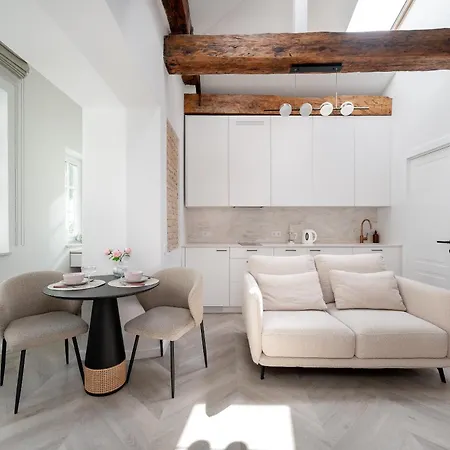 Bright I Etmonu St I Easy Check In I Cohost Lägenhet Vilnius