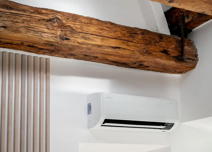 Bright I Etmonu St I Easy Check In I Cohost Lejlighed